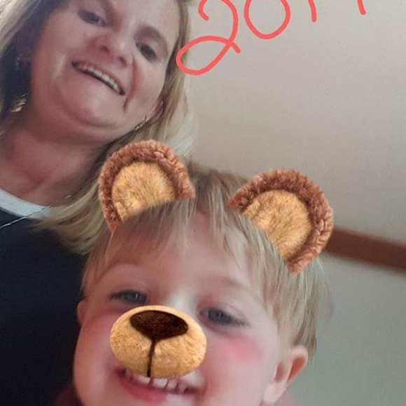 Meet your Posher, Wendy - Picture 2 of 4